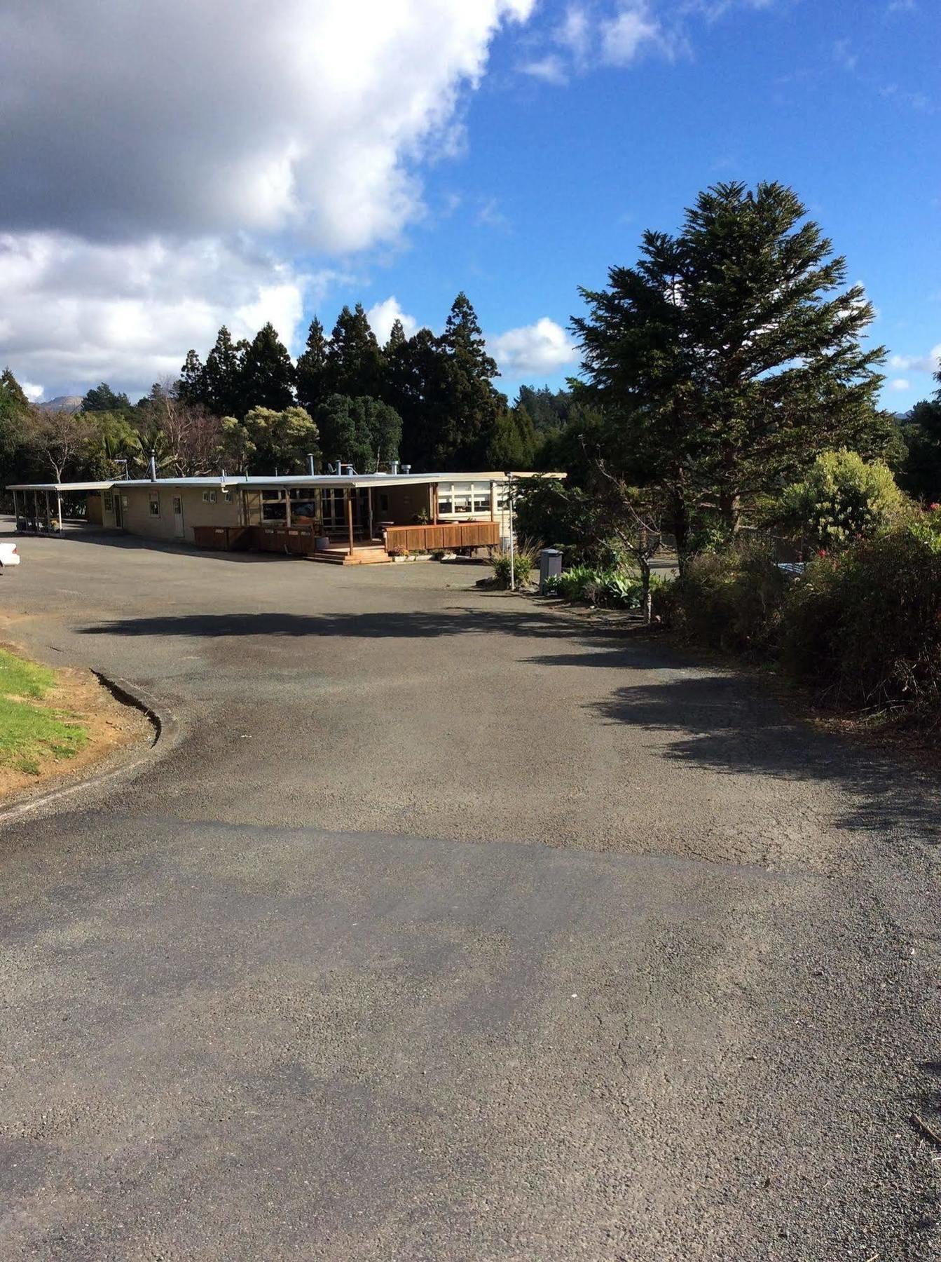 Hicks Bay Motel Lodge Exterior photo