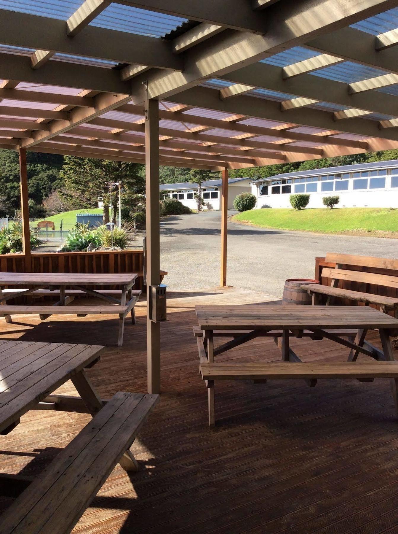 Hicks Bay Lodge Exterior photo